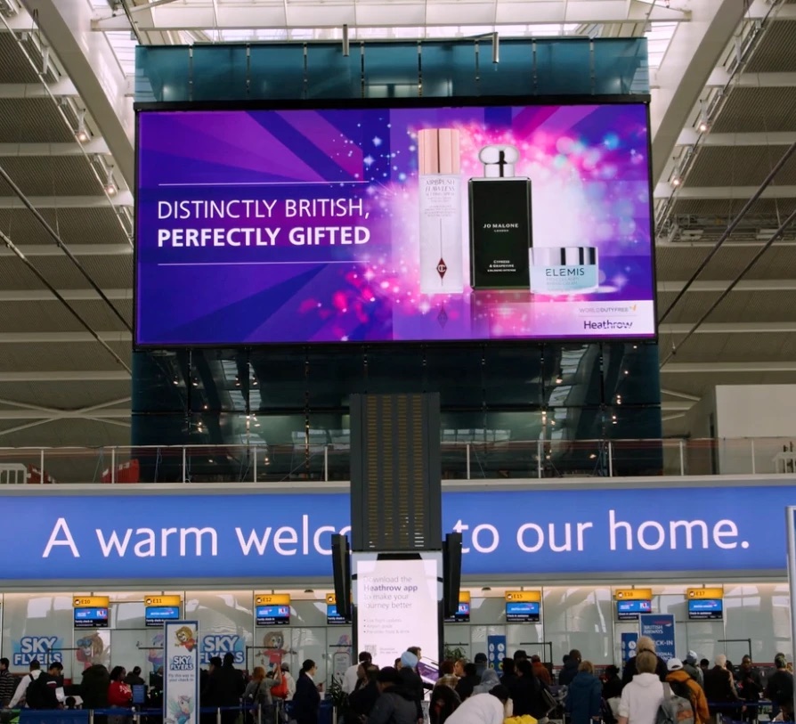 LED media tower above the check-in hall in Heathrow Terminal 5